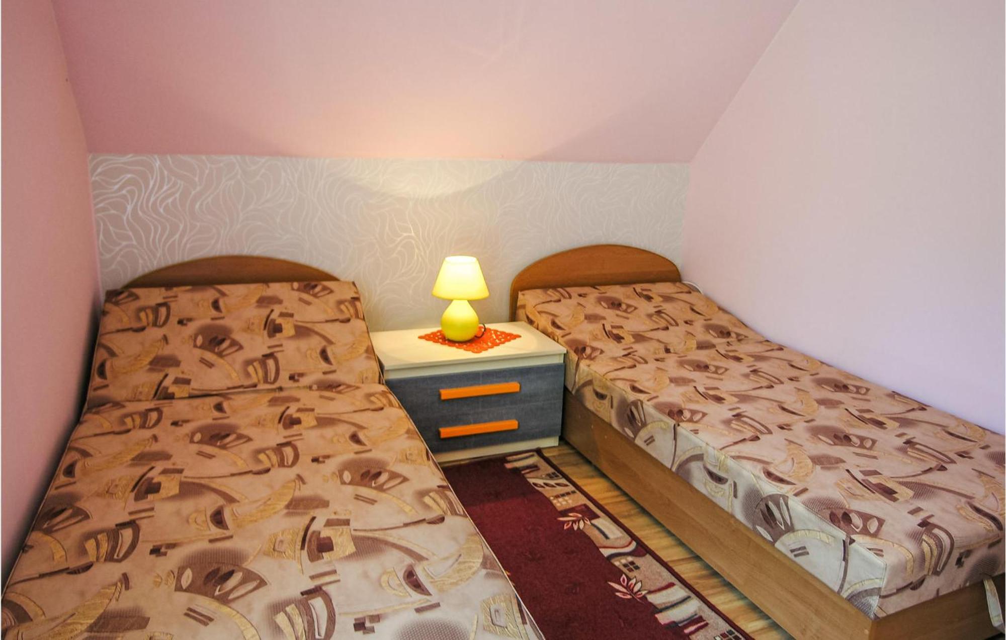 Gorgeous Home In Nowe Warpno With House Sea View מראה חיצוני תמונה