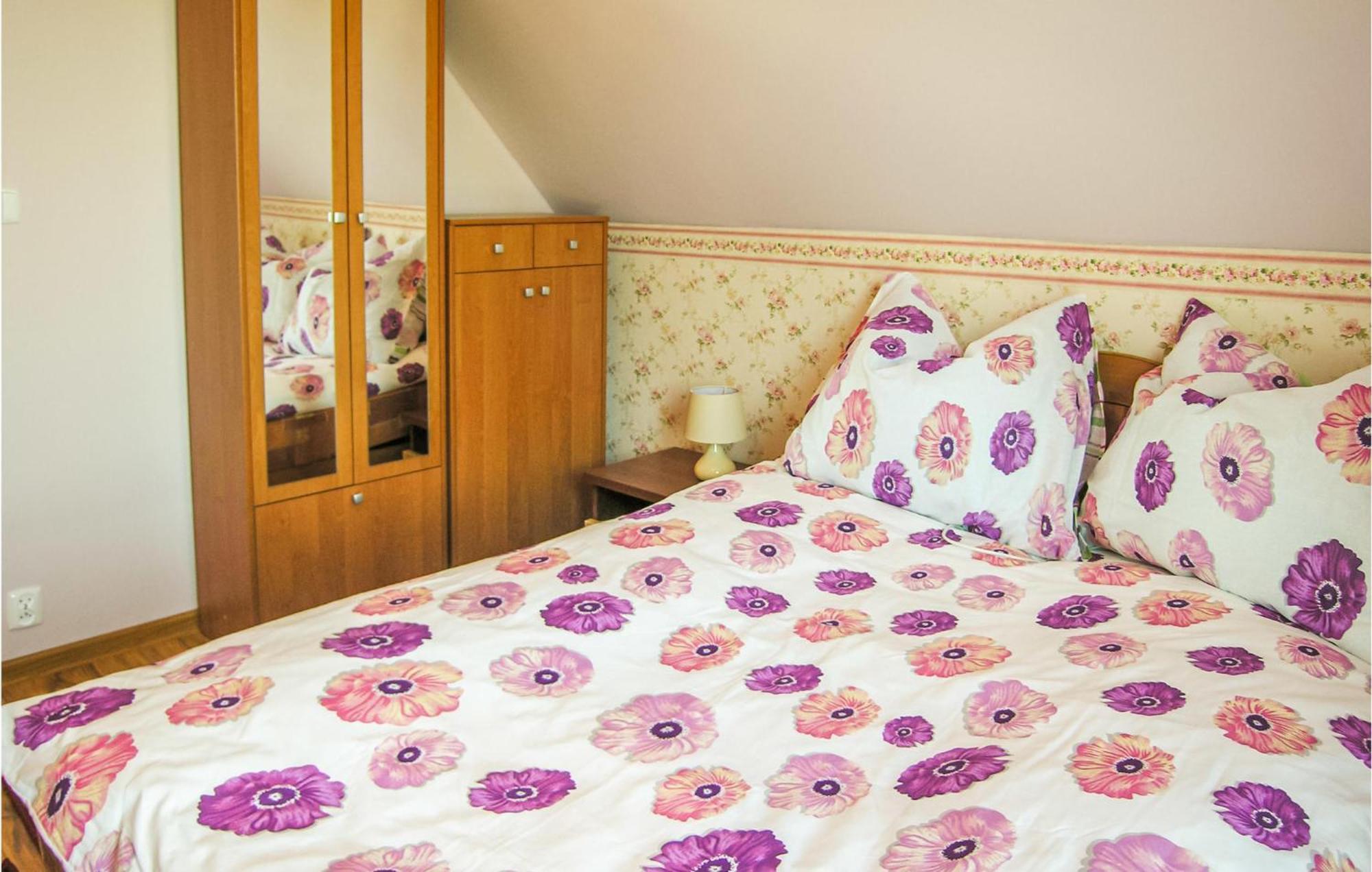 Gorgeous Home In Nowe Warpno With House Sea View מראה חיצוני תמונה